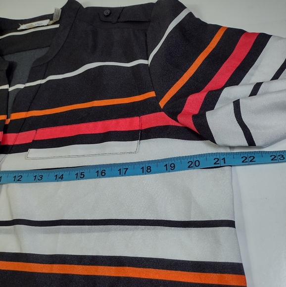 Calvin Klain Women's Striped Button-Up Blouse Size (L) - Picture 8 of 13